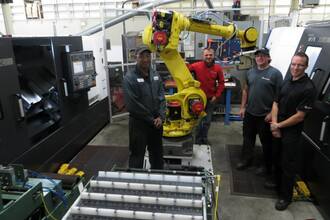 FANUC ROBOTICS R2000i Series Robotic Machine Tending Systems | Hillary Machinery Texas & Oklahoma (7)