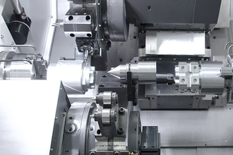HYUNDAI WIA CNC MACHINE TOOLS LM2500TTSY II Multi-Axis CNC Lathes | Hillary Machinery Texas & Oklahoma (5)